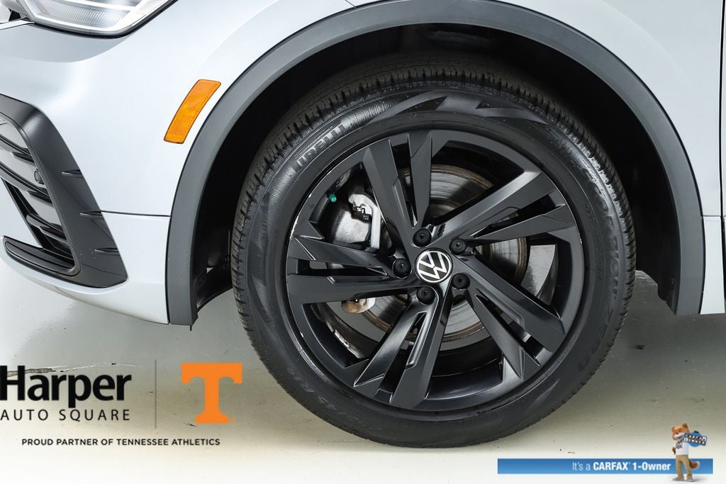 2023 Volkswagen Tiguan 2.0T SE R-Line Black