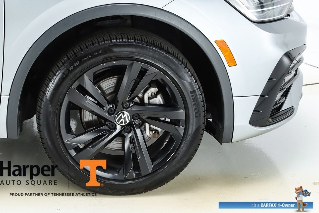 2023 Volkswagen Tiguan 2.0T SE R-Line Black