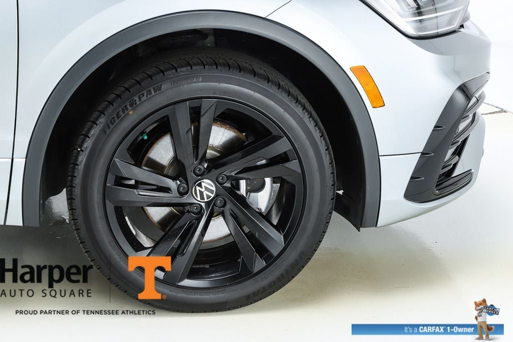 2023 Volkswagen Tiguan 2.0T SE R-Line Black