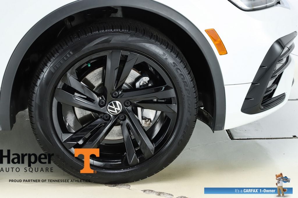 2023 Volkswagen Tiguan 2.0T SE R-Line Black