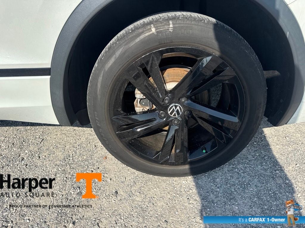 2023 Volkswagen Tiguan 2.0T SE R-Line Black
