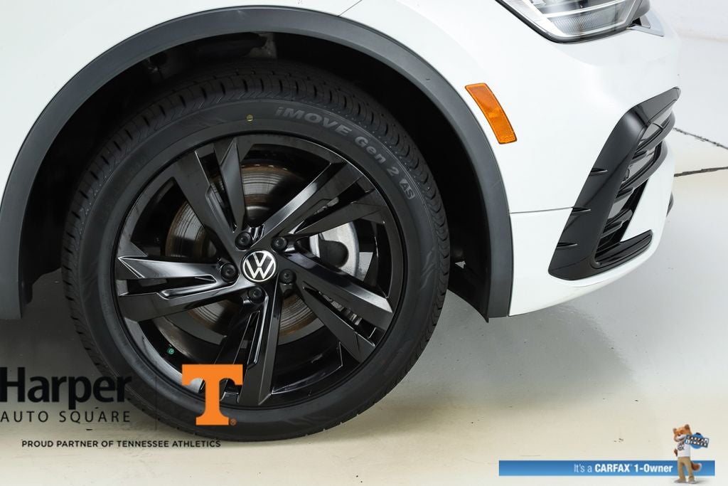 2023 Volkswagen Tiguan 2.0T SE R-Line Black