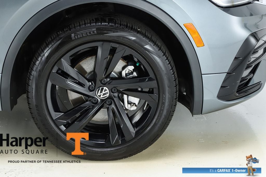 2023 Volkswagen Tiguan 2.0T SE R-Line Black