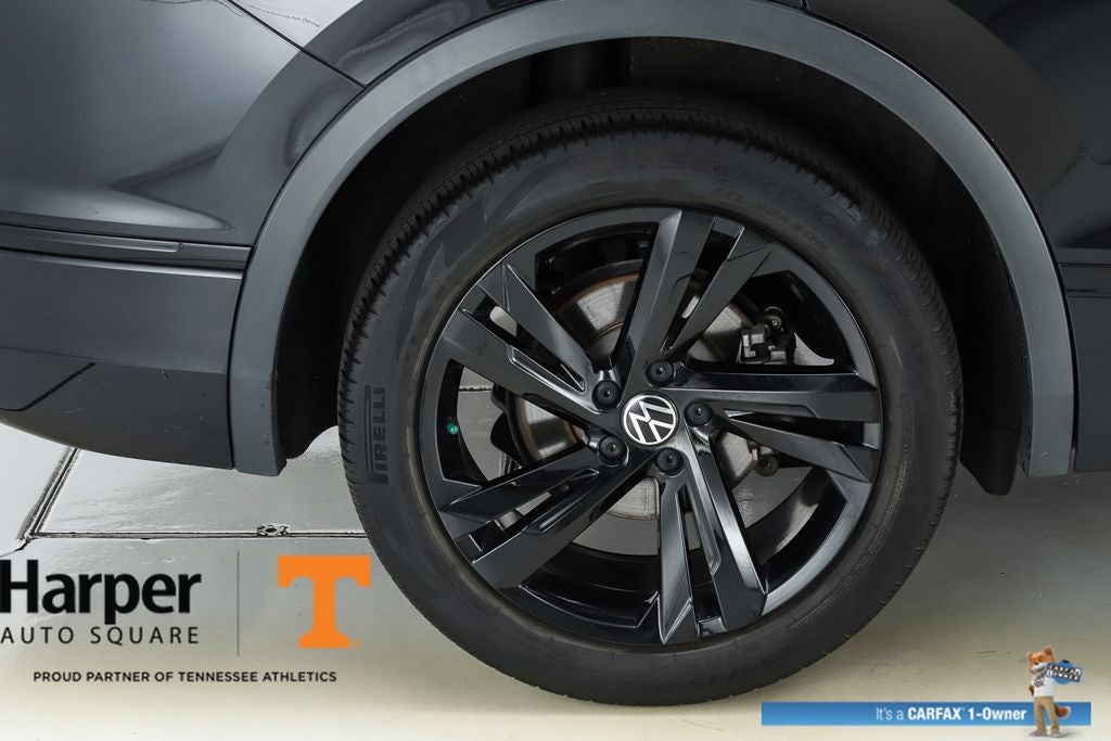 2023 Volkswagen Tiguan 2.0T SE R-Line Black