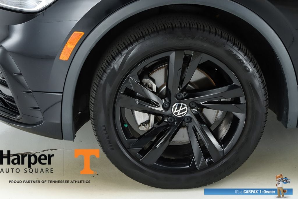 2023 Volkswagen Tiguan 2.0T SE R-Line Black