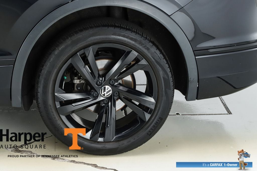 2023 Volkswagen Tiguan 2.0T SE R-Line Black