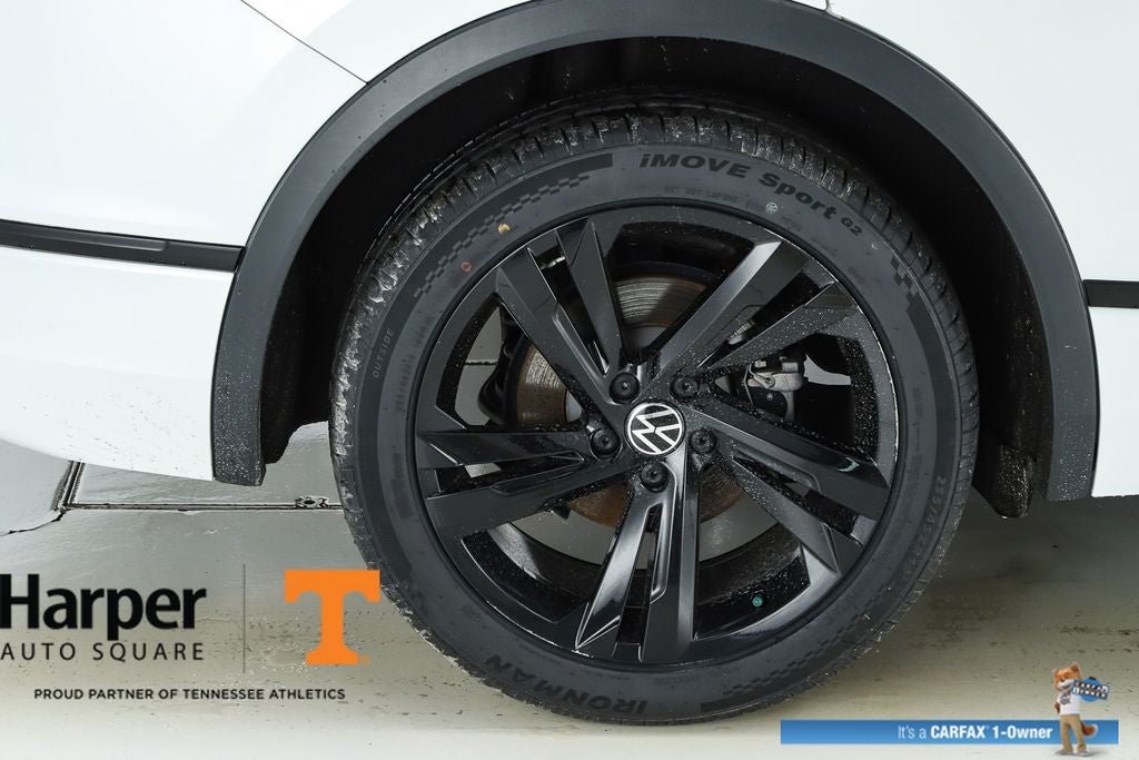 2024 Volkswagen Tiguan 2.0T SE R-Line Black