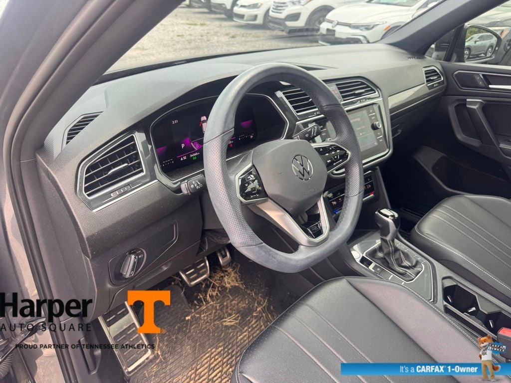 2024 Volkswagen Tiguan 2.0T SE R-Line Black
