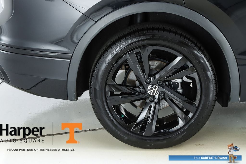 2024 Volkswagen Tiguan 2.0T SE R-Line Black