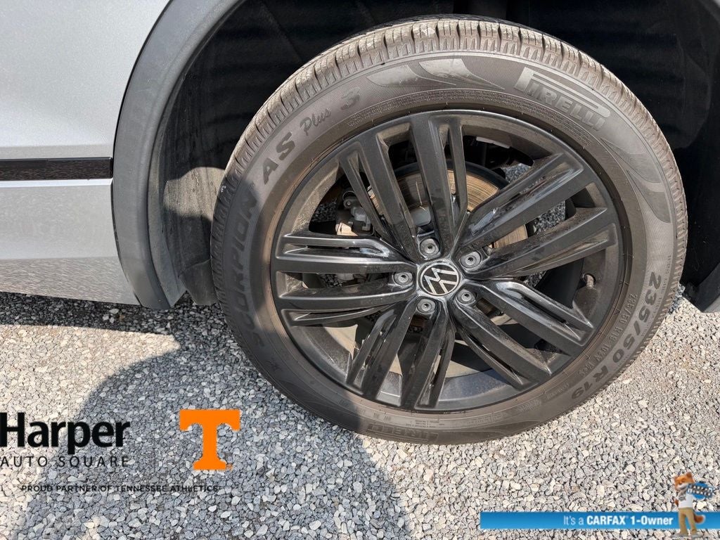 2022 Volkswagen Tiguan 2.0T SE R-Line Black