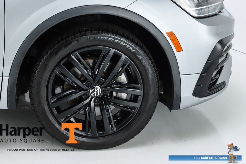 2022 Volkswagen Tiguan 2.0T SE R-Line Black