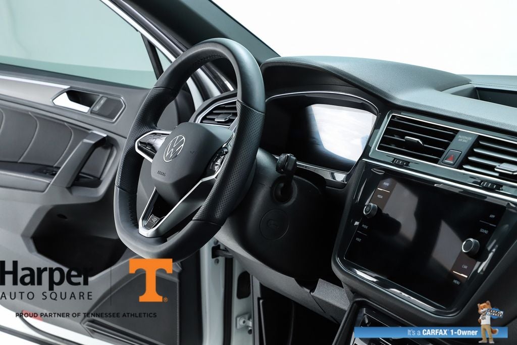 2023 Volkswagen Tiguan 2.0T SE R-Line Black