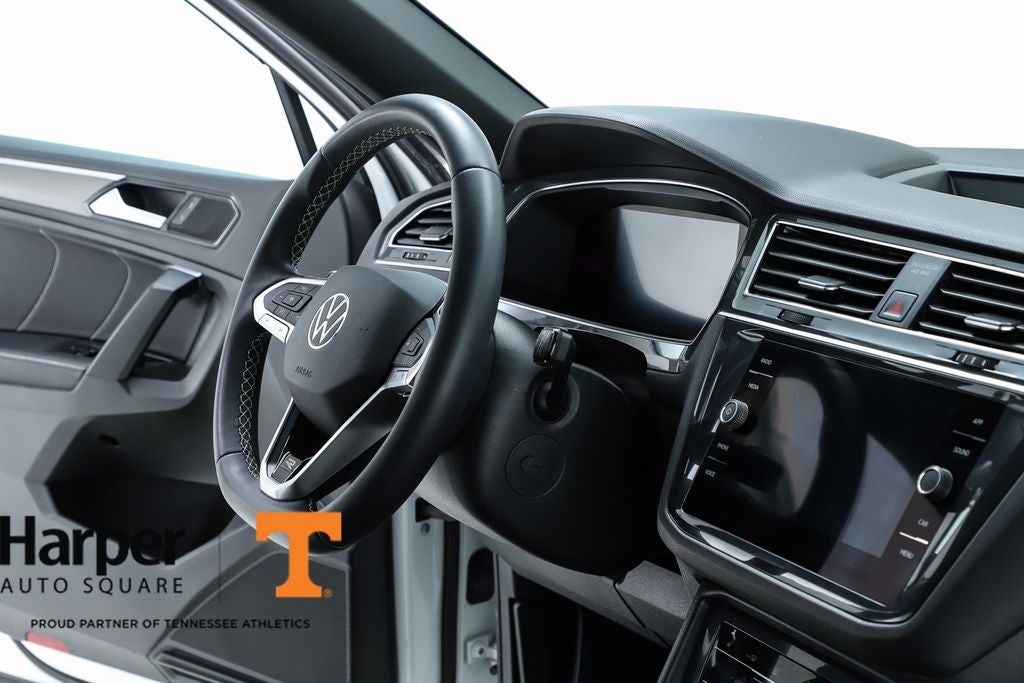 2023 Volkswagen Tiguan 2.0T SE R-Line Black