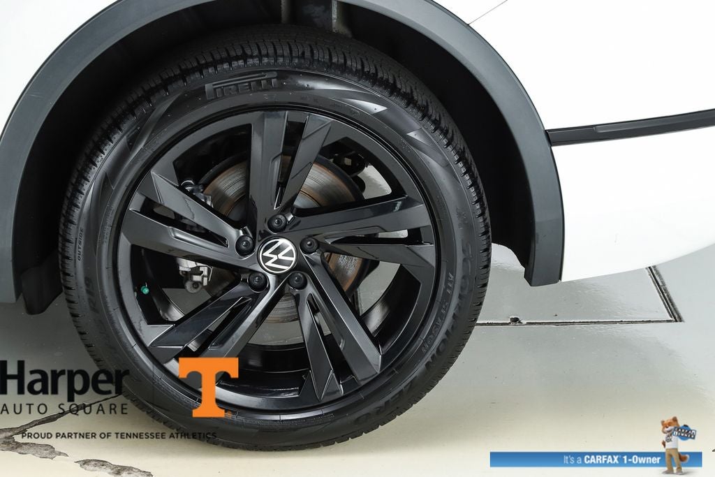 2023 Volkswagen Tiguan 2.0T SE R-Line Black
