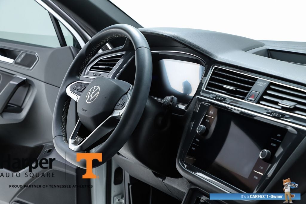 2023 Volkswagen Tiguan 2.0T SE R-Line Black