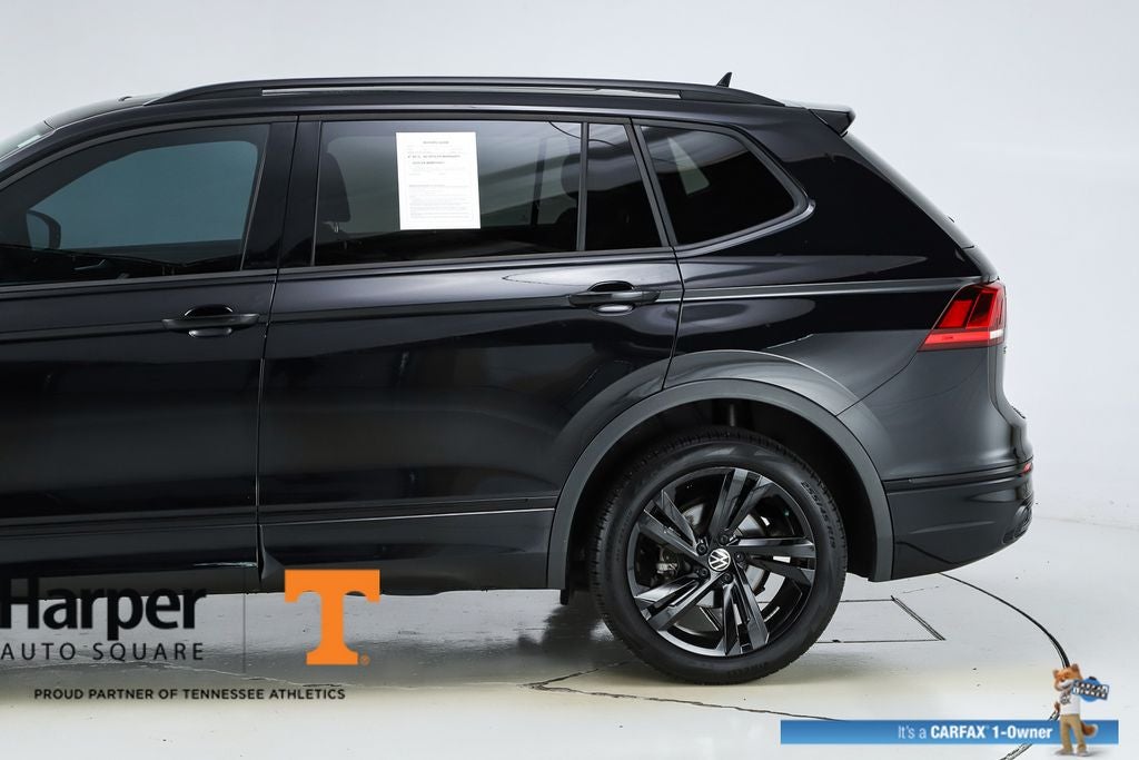 2024 Volkswagen Tiguan 2.0T SE R-Line Black