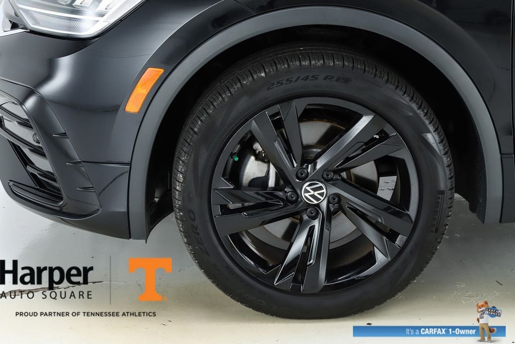 2024 Volkswagen Tiguan 2.0T SE R-Line Black