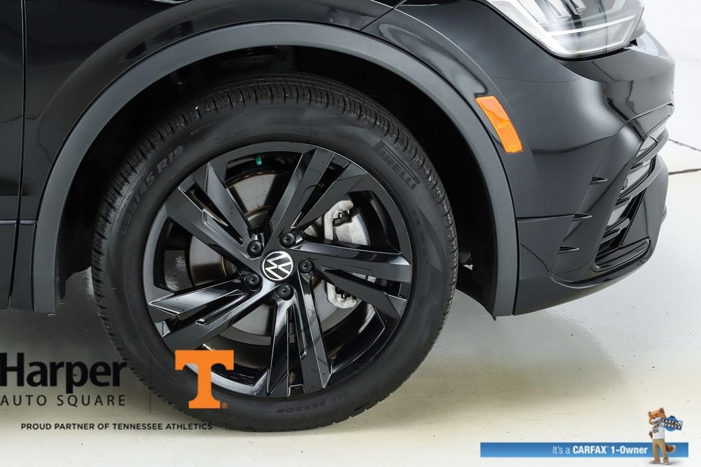 2024 Volkswagen Tiguan 2.0T SE R-Line Black