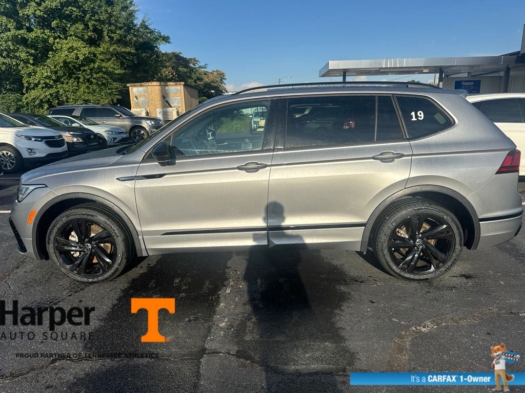 2024 Volkswagen Tiguan 2.0T SE R-Line Black