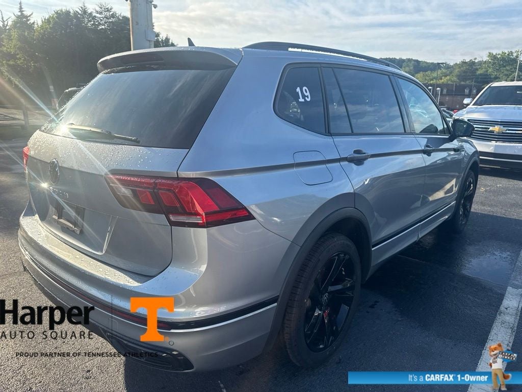 2024 Volkswagen Tiguan 2.0T SE R-Line Black