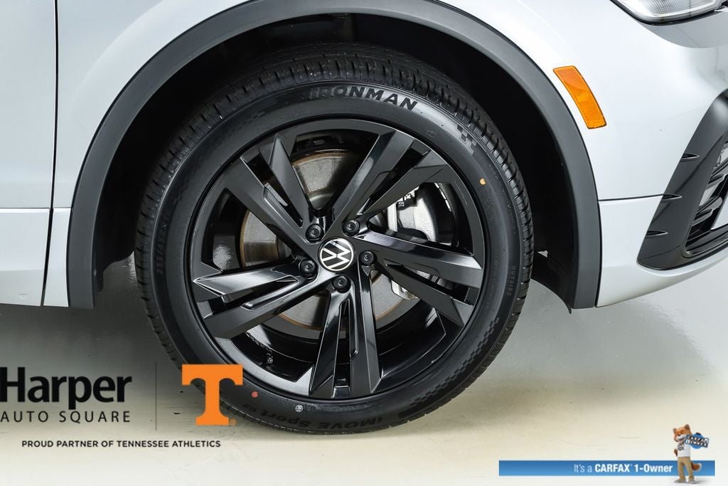 2024 Volkswagen Tiguan 2.0T SE R-Line Black