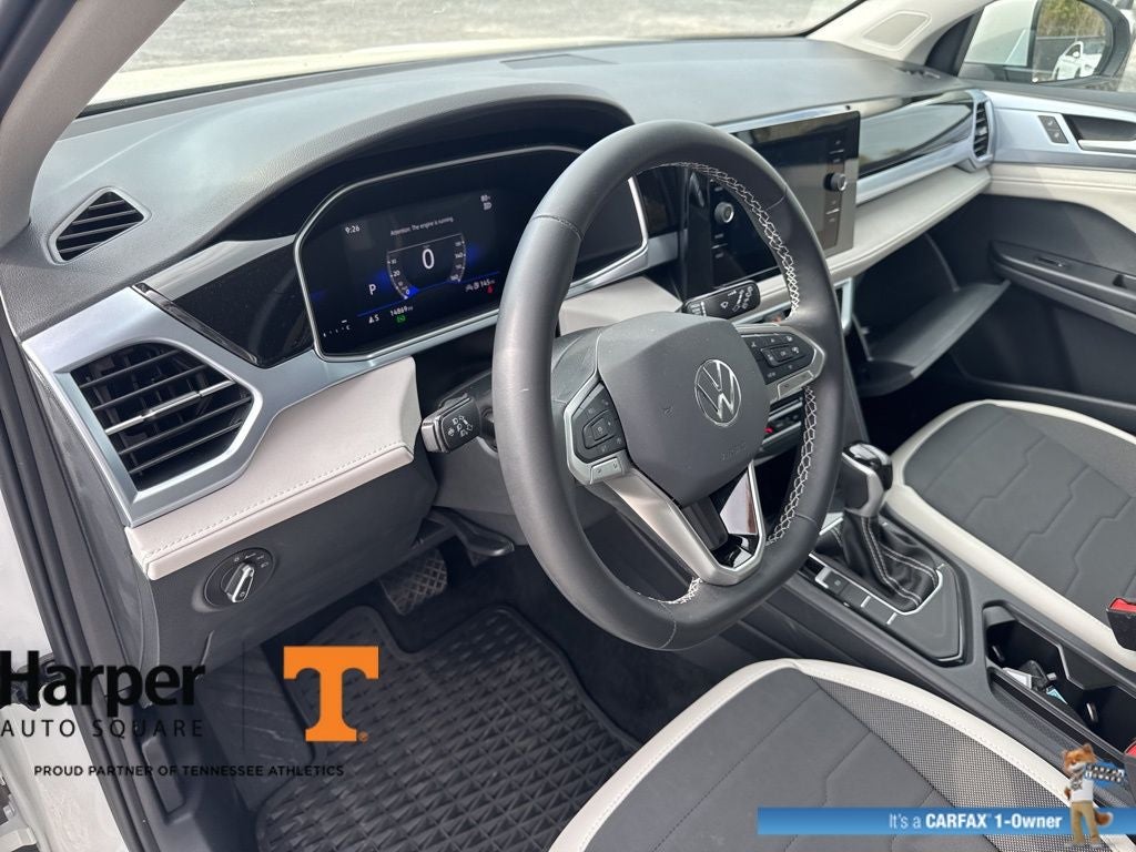 2025 Volkswagen Taos 1.5T SE