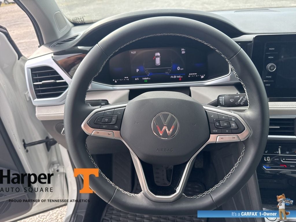 2025 Volkswagen Taos 1.5T SE