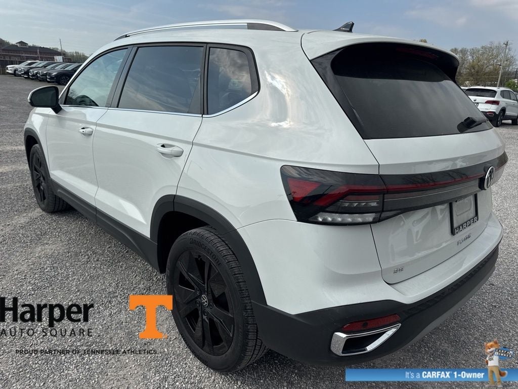 2025 Volkswagen Taos 1.5T SE