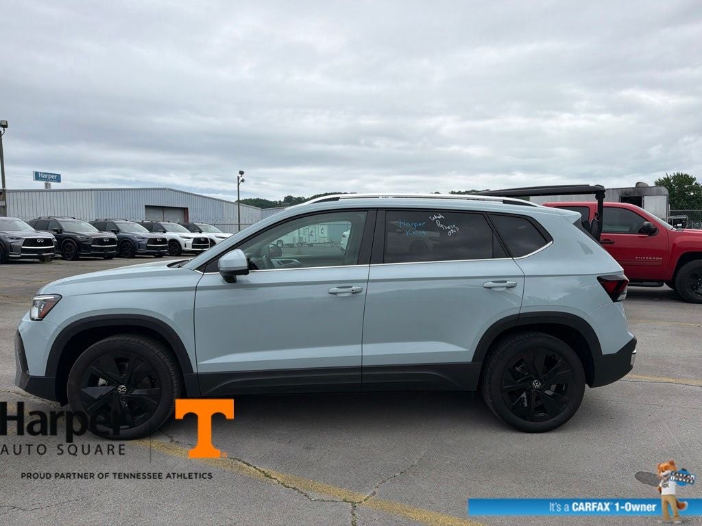 2025 Volkswagen Taos 1.5T SE