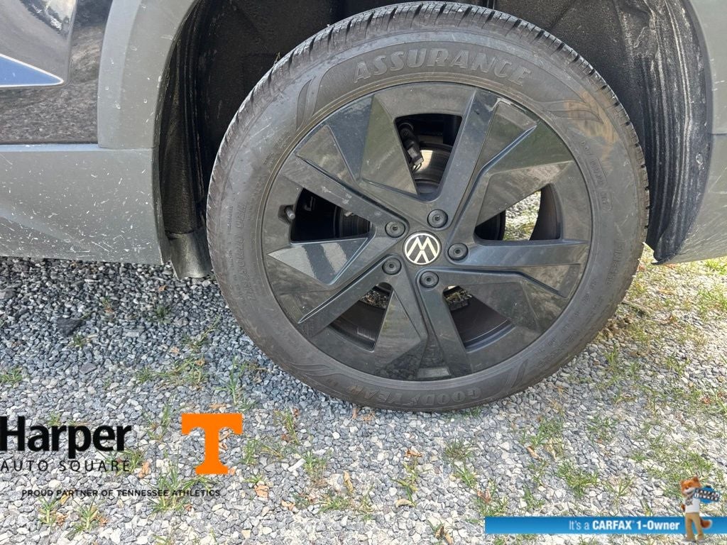 2025 Volkswagen Taos 1.5T SE