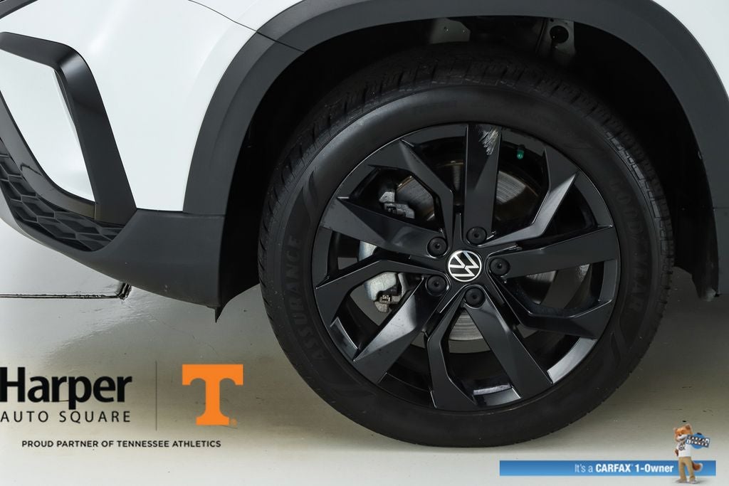 2023 Volkswagen Taos 1.5T SE