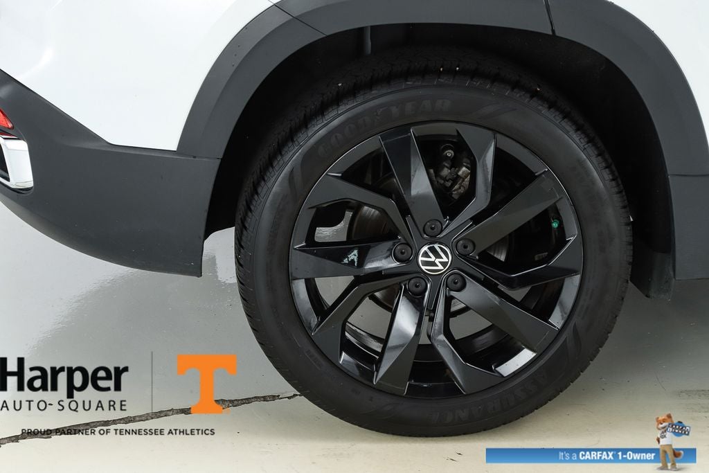 2023 Volkswagen Taos 1.5T SE