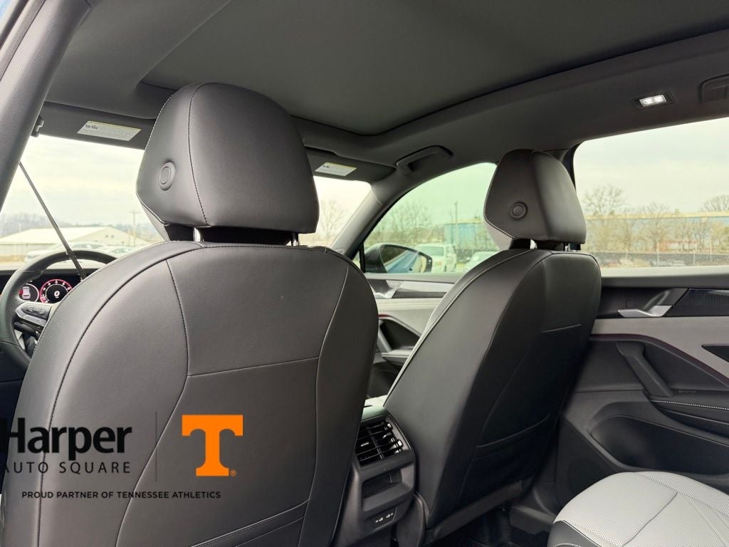 2025 Volkswagen Tiguan 2.0T SE R-Line Black