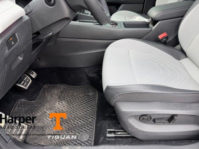 2025 Volkswagen Tiguan 2.0T SE R-Line Black