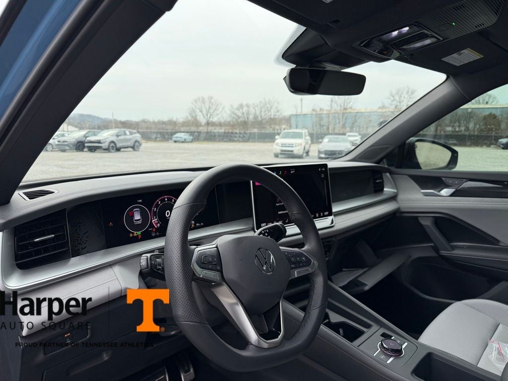 2025 Volkswagen Tiguan 2.0T SE R-Line Black