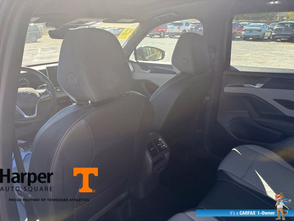 2025 Volkswagen Tiguan 2.0T SE R-Line Black