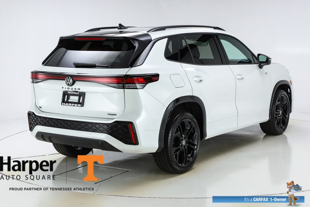 2025 Volkswagen Tiguan 2.0T SE R-Line Black