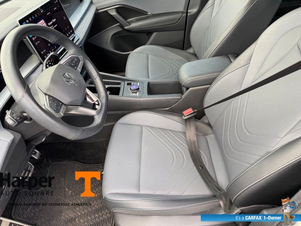 2025 Volkswagen Tiguan 2.0T SE R-Line Black