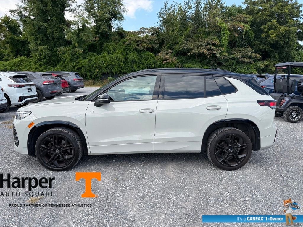 2025 Volkswagen Tiguan 2.0T SE R-Line Black