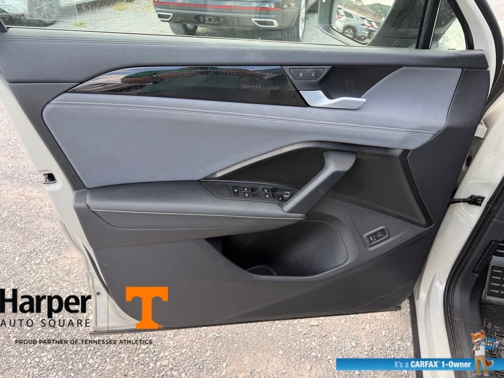 2025 Volkswagen Tiguan 2.0T SE R-Line Black
