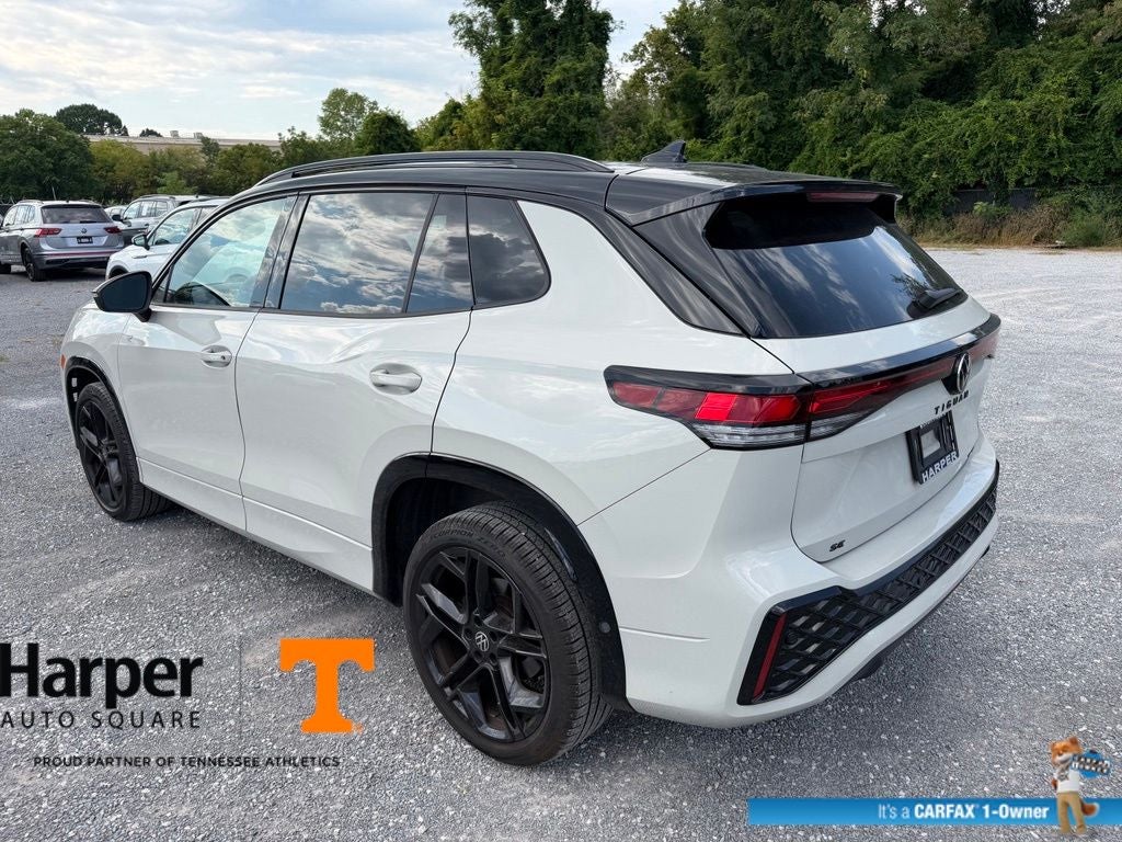2025 Volkswagen Tiguan 2.0T SE R-Line Black
