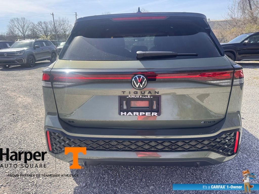 2025 Volkswagen Tiguan 2.0T SE R-Line Black