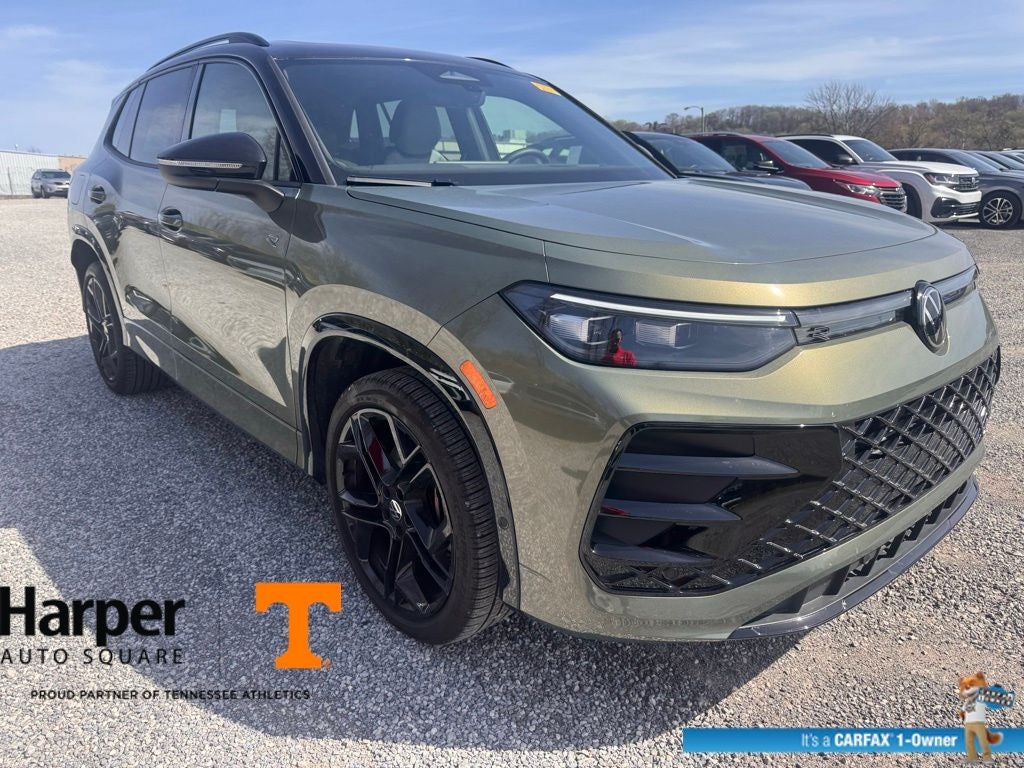 2025 Volkswagen Tiguan 2.0T SE R-Line Black