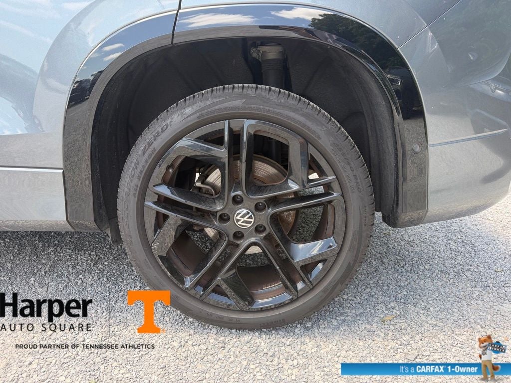 2025 Volkswagen Tiguan 2.0T SE R-Line Black