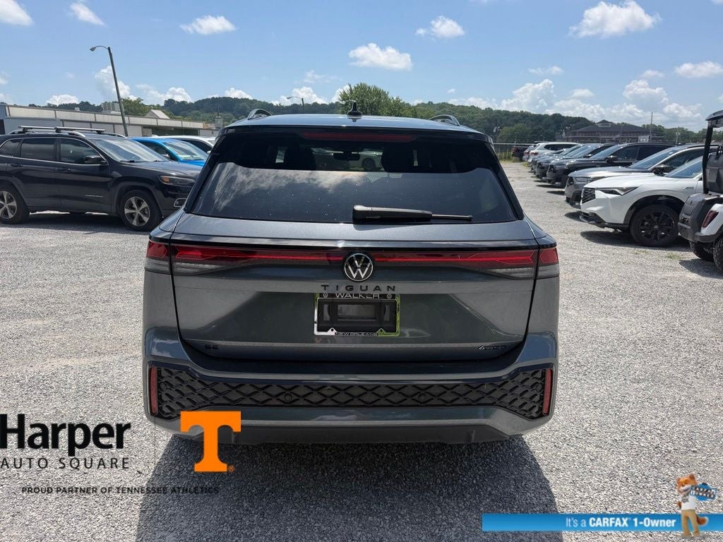 2025 Volkswagen Tiguan 2.0T SE R-Line Black