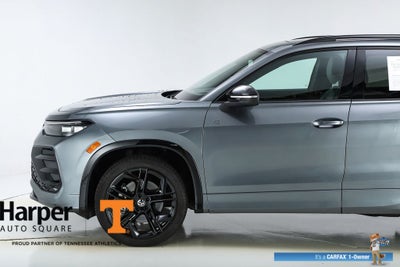 2025 Volkswagen Tiguan 2.0T SE R-Line Black