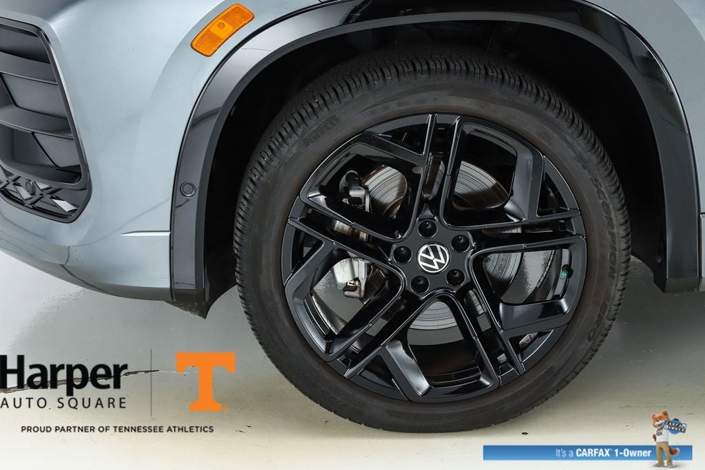 2025 Volkswagen Tiguan 2.0T SE R-Line Black