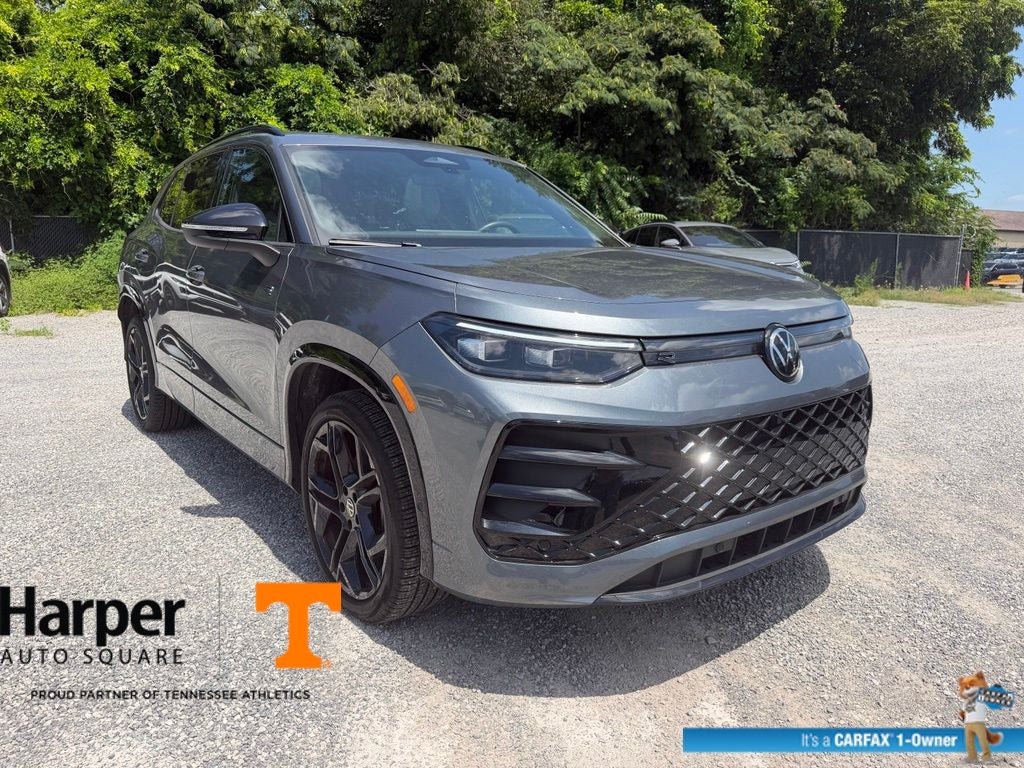 2025 Volkswagen Tiguan 2.0T SE R-Line Black