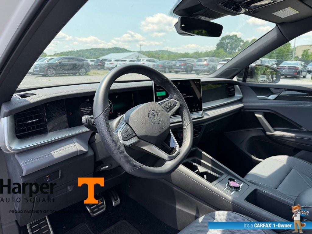 2025 Volkswagen Tiguan 2.0T SE R-Line Black