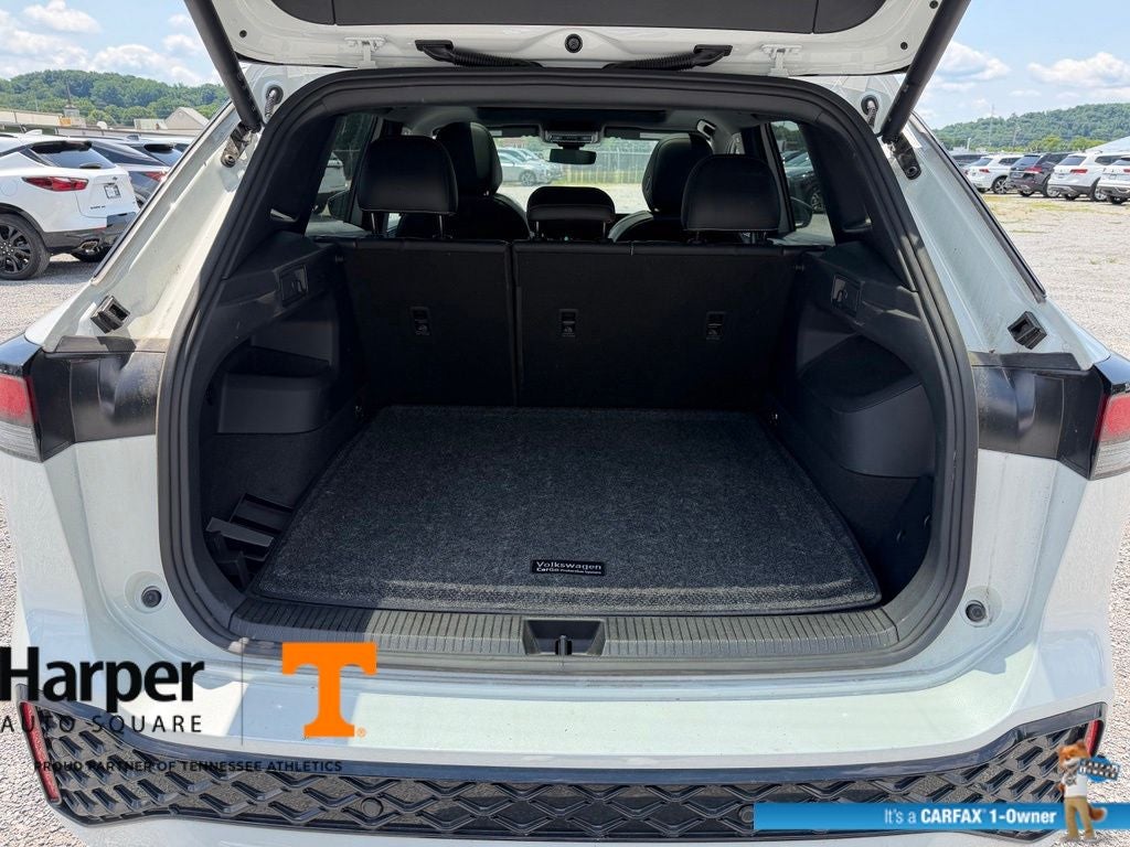 2025 Volkswagen Tiguan 2.0T SE R-Line Black